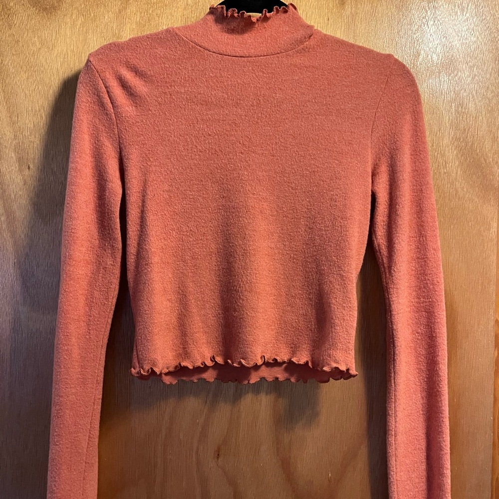 Urban Outfitters Peach Cropped Turtleneck